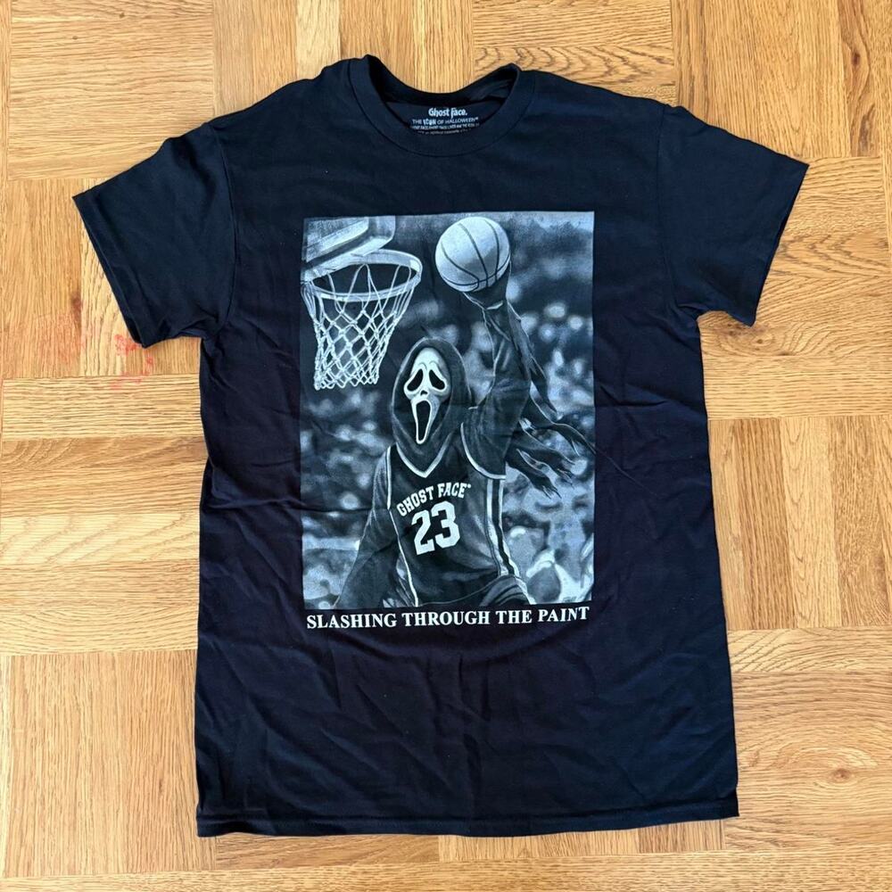 Ghost Face Basketball “Slashing Through the Paint” Graphic Tee Black Size Small